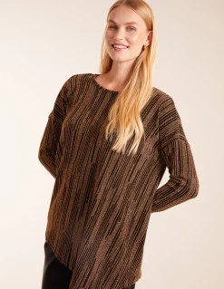 Asymmetric Batwing Metallic Top