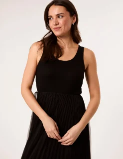 Crochet Top Pleat Dress