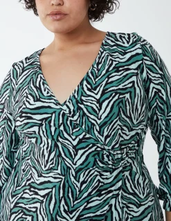 Curve V-Neck Ring Detail Midi Dress