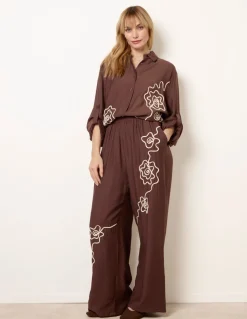 Floral Embroidery Trousers