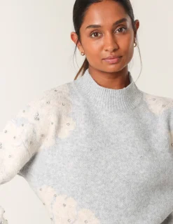 Flower Diamante Detailed Knitted Jumper