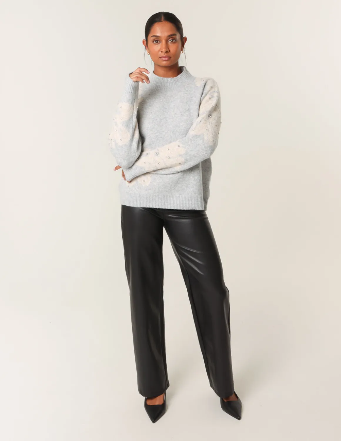 Flower Diamante Detailed Knitted Jumper