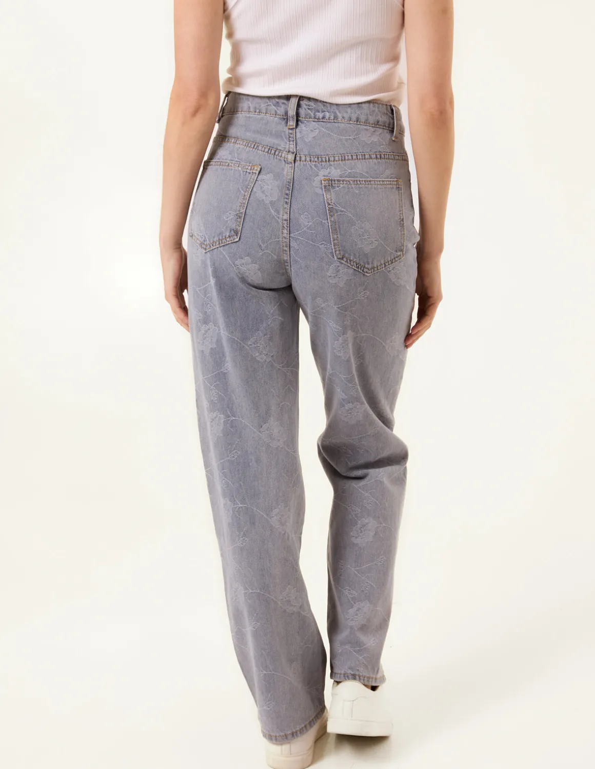 Flower Embroidered Jeans