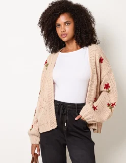 Flower Embroidery Detailed Cardigan