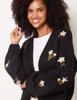 Flower Embroidery Detailed Cardigan