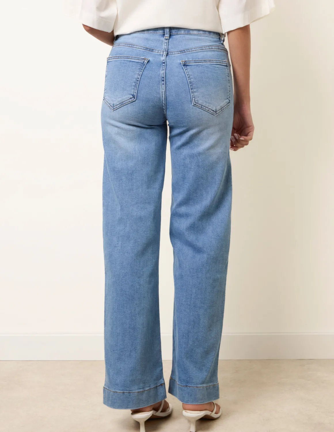 Hem Wide Leg Soft Jeans