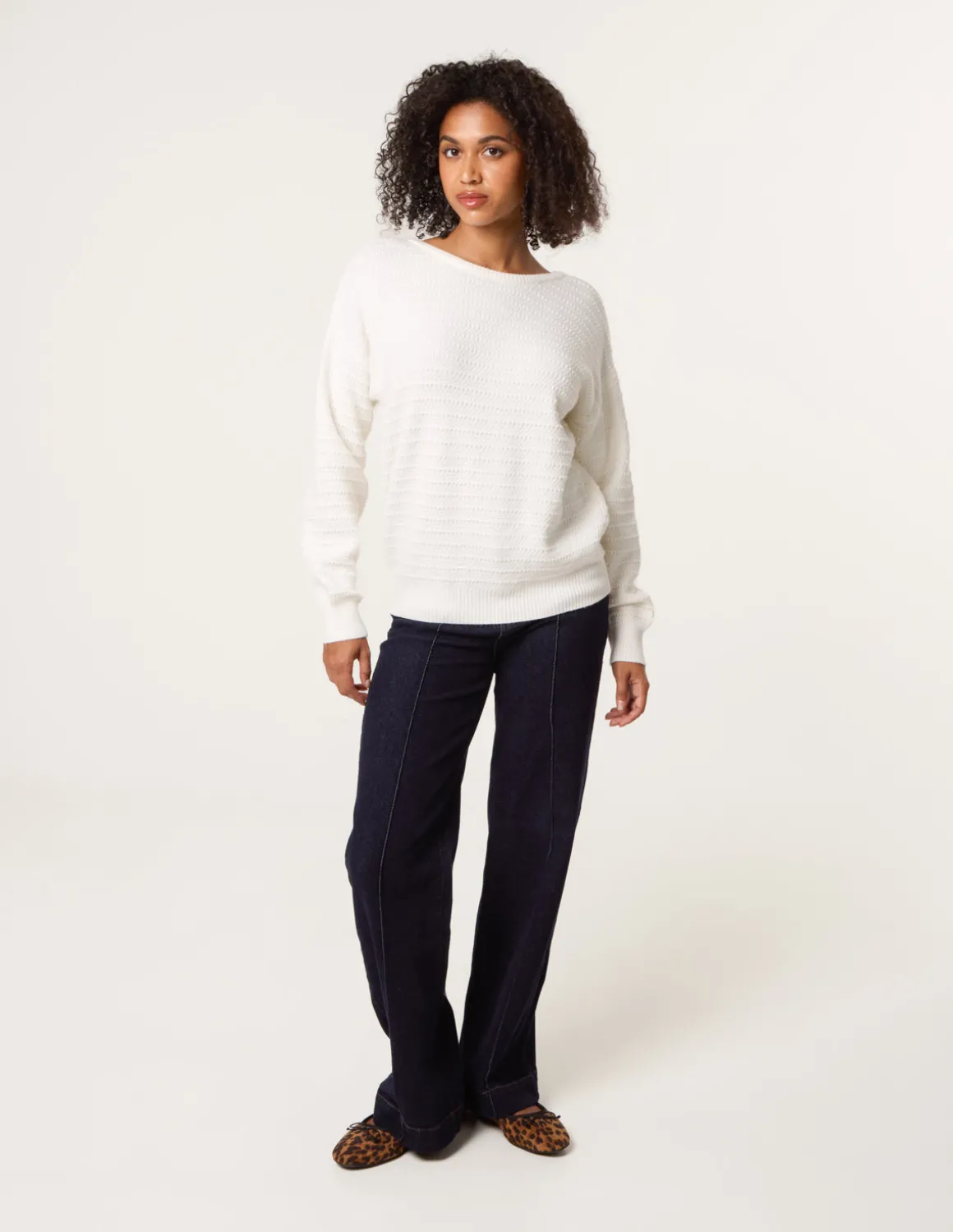Round Neck Bow Back Detailed Jumper