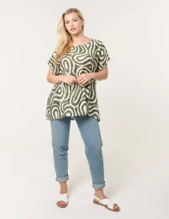 Round Neck Top With Abstract Print