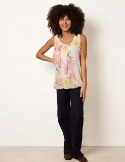 Scoop Neck Puffball Sleeveless Top