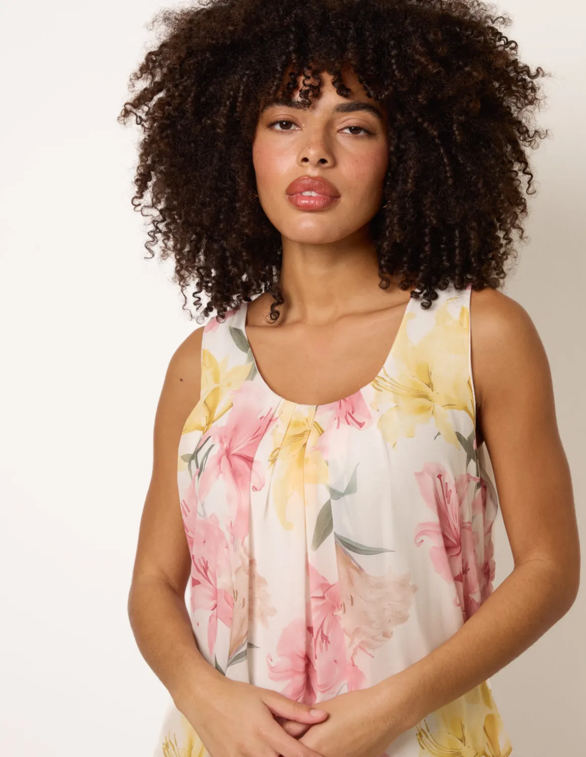 Scoop Neck Puffball Sleeveless Top