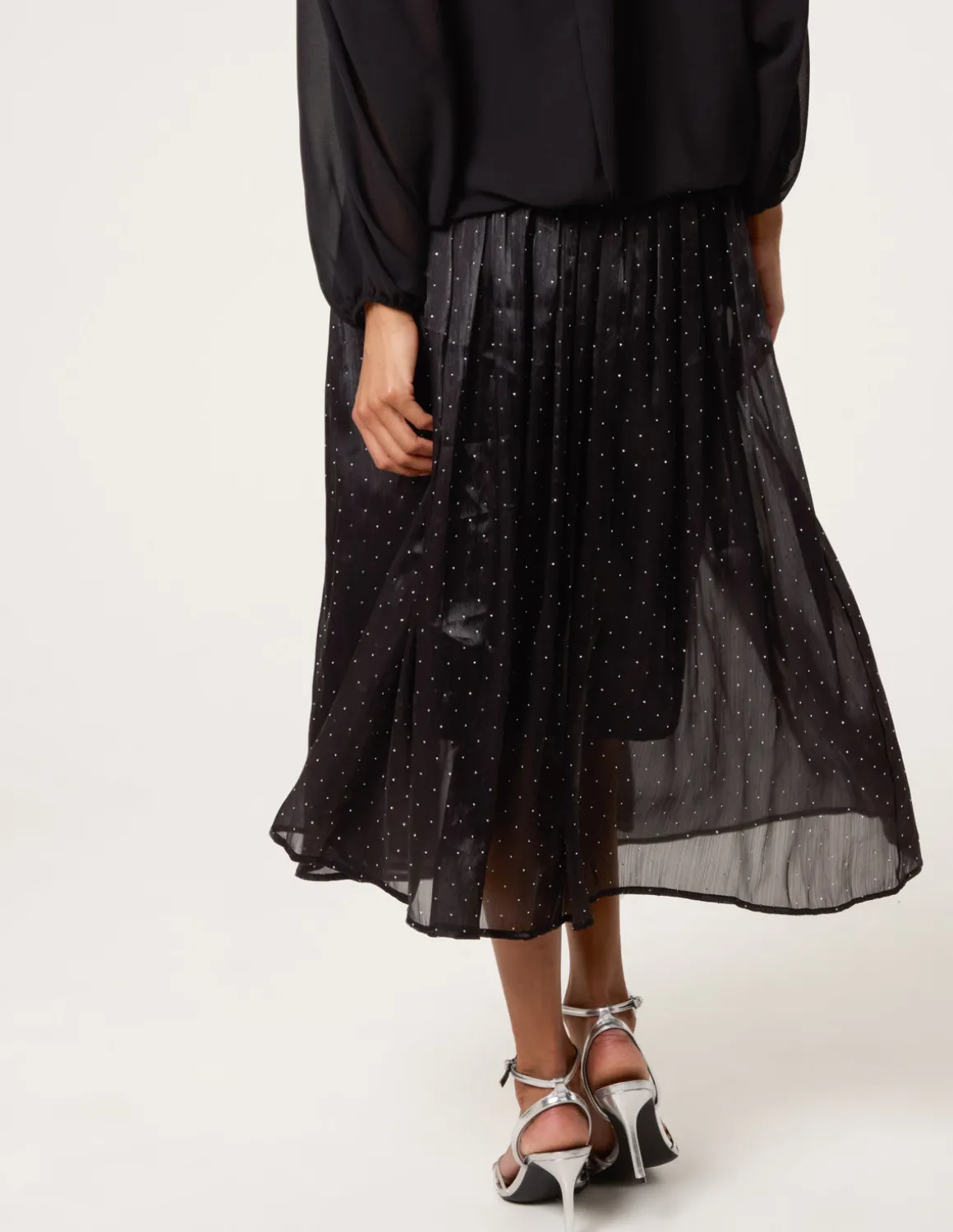 Shimmery Stud Detailed Tulle Skirt