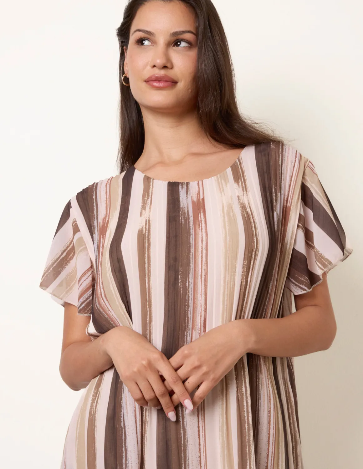 Short Sleeve Pleated Paint Top