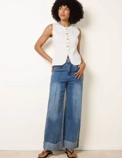 Sleeveless Ribbed Button-Front Vest