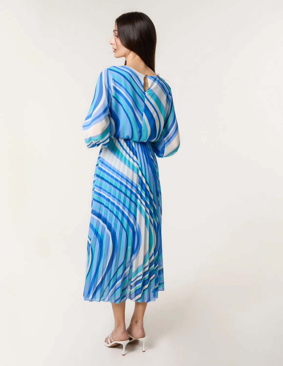 Swirl Print Pleated Round Neck Dress