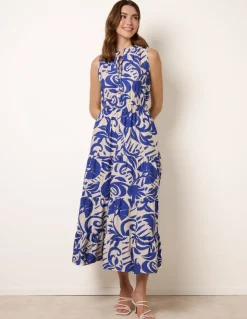 Topical Leaf Print Maxi Dress