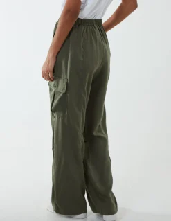 Wide Leg Cargo Trousers